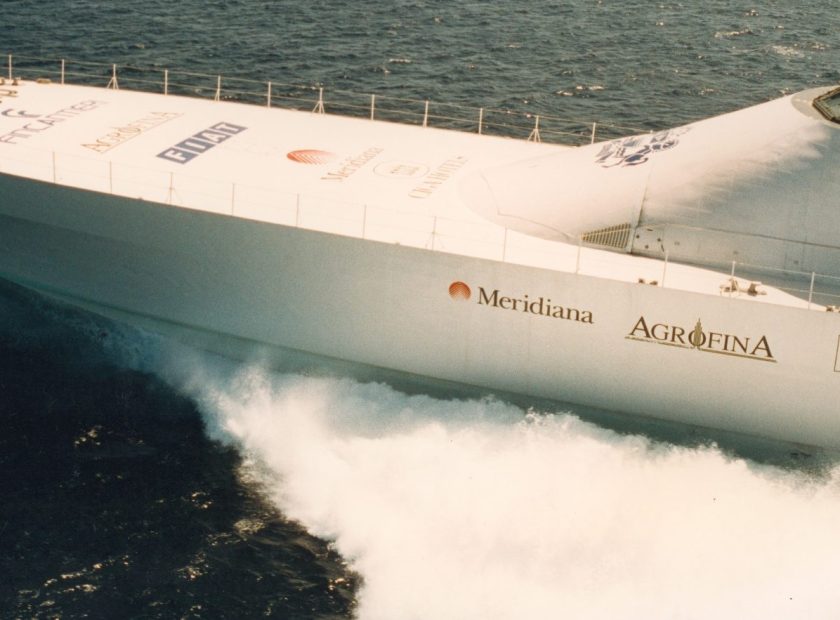Nave Destriero